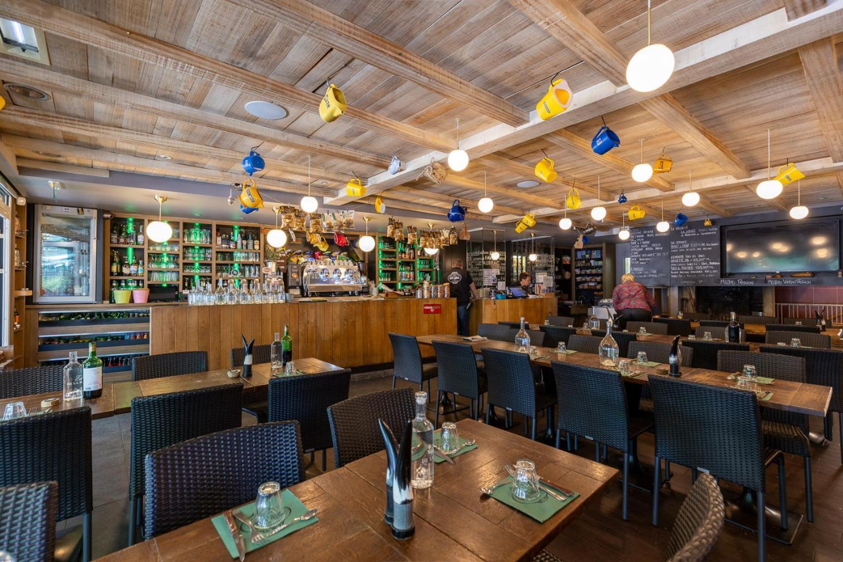 Hotel-Restaurant Logis L'Aubrac Laguiole Eksteriør bilde