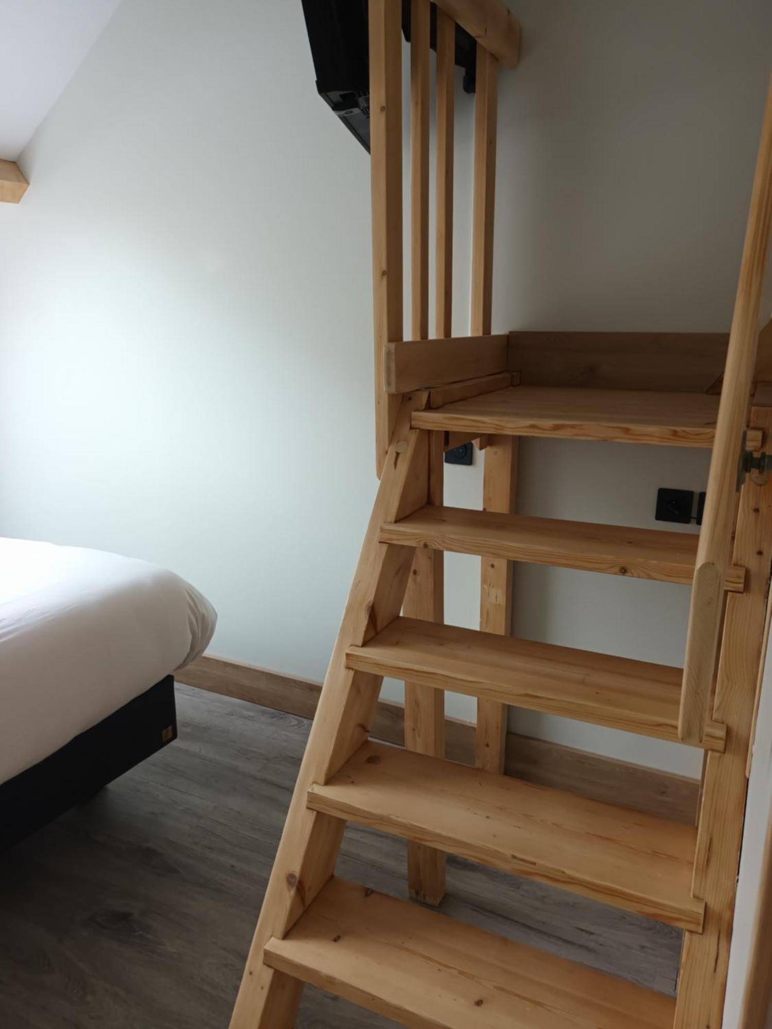 Hotel-Restaurant Logis L'Aubrac Laguiole Eksteriør bilde